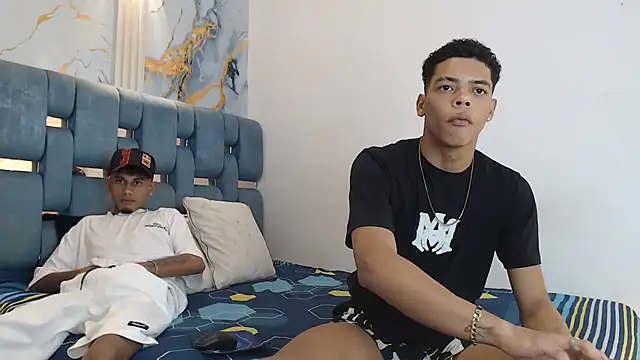 PRETTY FEM online show from 02-18-26, 01:34