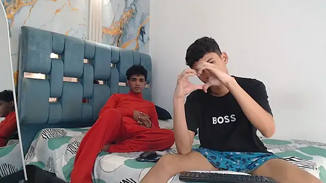 PRETTY FEM online show from 03-21-26, 01:54