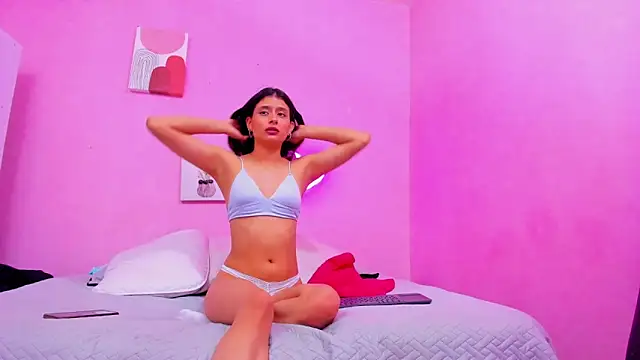 Snapshot of Georgina_Ferri_ chatting on 09-16-25, 05:14 Georgina Ferri online show from 09-16-25, 05:14