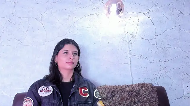 Snapshot of Georgina_Ferri_ chatting on 10-18-25, 05:14 Georgina Ferri online show from 10-18-25, 05:14