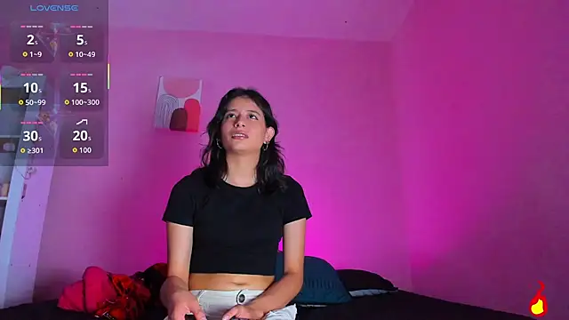 Snapshot of Georgina_Ferri_ chatting on 10-29-25, 05:14 Georgina Ferri online show from 10-29-25, 05:14