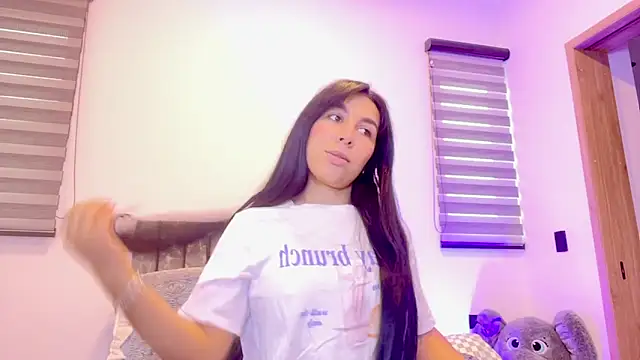 greciadom555 online show from 09-18-25, 03:36