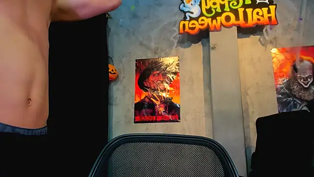 Manuel FPG online show from 10-31-25, 01:28