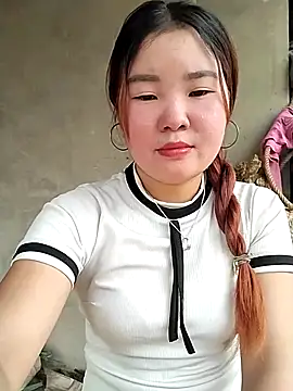 lylylove online show from 05-06-26, 04:41