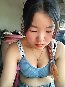 lylylove online show from 06-14-26, 02:09