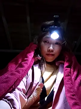 Ngocmi909 online show from 11-26-25, 01:45