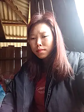 Snapshot of Ngocmi909 chatting on 03-07-26, 01:35 Ngocmi909 online show from 03-07-26, 01:35