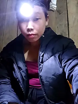 Snapshot of Ngocmi909 chatting on 03-09-26, 01:15 Ngocmi909 online show from 03-09-26, 01:15