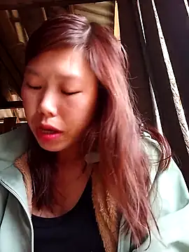 Snapshot of Ngocmi909 chatting on 03-21-26, 03:00 Ngocmi909 online show from 03-21-26, 03:00