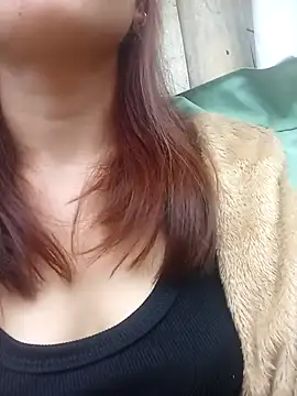 Snapshot of Ngocmi909 chatting on 03-21-26, 08:19 Ngocmi909 online show from 03-21-26, 08:19