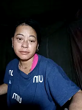 Snapshot of Sa2mh20 chatting on 09-28-25, 05:51 Sa2mh20 online show from 09-28-25, 05:51