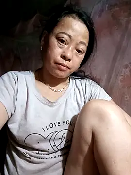 Snapshot of Sa2mh20 chatting on 10-29-25, 05:04 Sa2mh20 online show from 10-29-25, 05:04