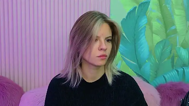 KiaraRolls online show from 10-03-25, 09:23