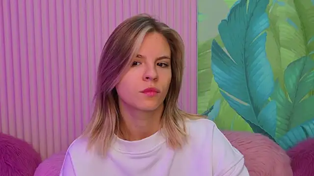 KiaraRolls online show from 10-05-25, 08:40