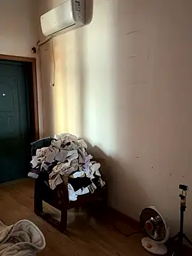 xiiuuff18 online show from 01-06-26, 12:03