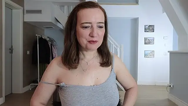 Snapshot of Blue_Angel_Sweet chatting on 03-28-26, 04:45 Blue Angel Sweet online show from 03-28-26, 04:45