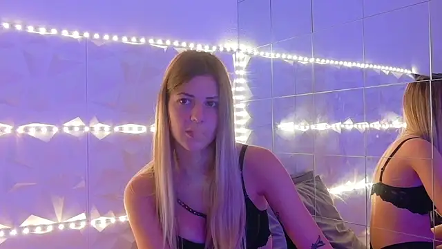 Aishha  online show from 10-02-25, 05:14