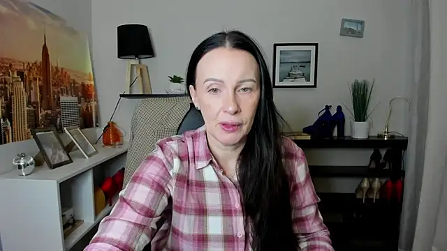 Snapshot of Velvet_Jasmine chatting on 02-10-26, 06:28 Velvet Jasmine online show from 02-10-26, 06:28