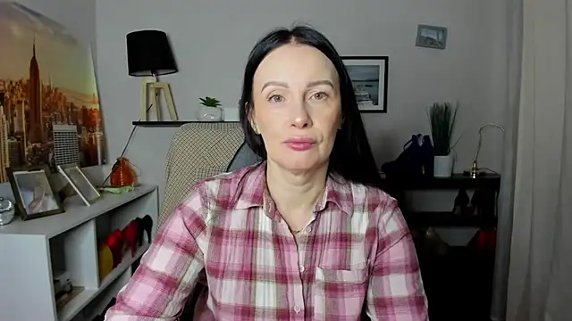 Snapshot of Velvet_Jasmine chatting on 02-23-26, 06:22 Velvet Jasmine online show from 02-23-26, 06:22