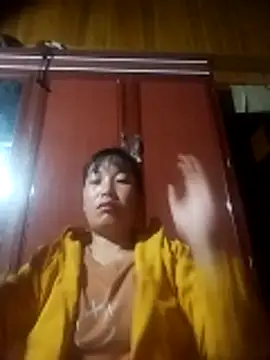 miss-su online show from 10-22-25, 07:13