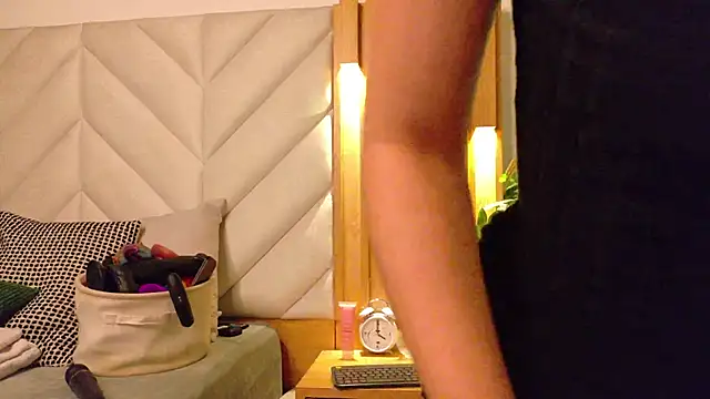 Zafiro Gem  online show from 09-15-25, 08:31