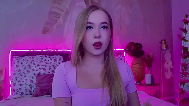 MellisaLanee online show from 10-07-25, 03:42