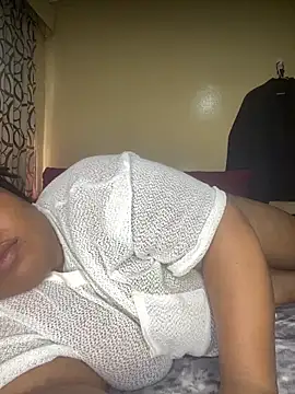 Snapshot of ThickTana chatting on 04-11-26, 11:58 ThickTana online show from 04-11-26, 11:58