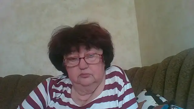 Snapshot of MilaSky5303 chatting on 09-24-25, 01:03 MilaSky5303 online show from 09-24-25, 01:03