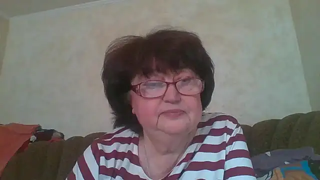 Snapshot of MilaSky5303 chatting on 09-27-25, 11:48 MilaSky5303 online show from 09-27-25, 11:48