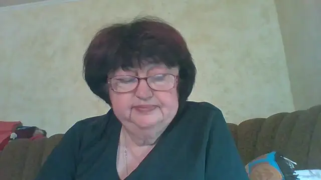 Snapshot of MilaSky5303 chatting on 09-28-25, 02:00 MilaSky5303 online show from 09-28-25, 02:00