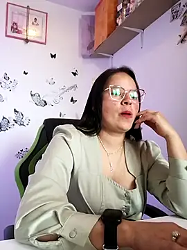 Daliz Leon online show from 09-24-25, 03:48