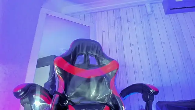 Erick wal online show from 10-25-25, 08:22