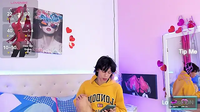 Snapshot of Thedoll_ethan7 chatting on 09-27-25, 08:14 Thedoll ethan7 online show from 09-27-25, 08:14