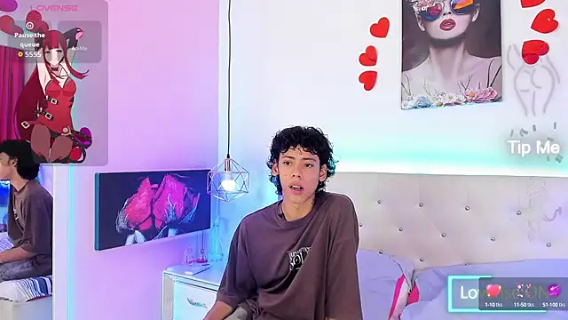 Snapshot of Thedoll_ethan7 chatting on 10-08-25, 07:33 Thedoll ethan7 online show from 10-08-25, 07:33