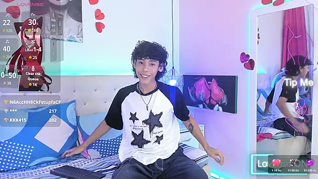 Snapshot of Thedoll_ethan7 chatting on 10-20-25, 07:36 Thedoll ethan7 online show from 10-20-25, 07:36