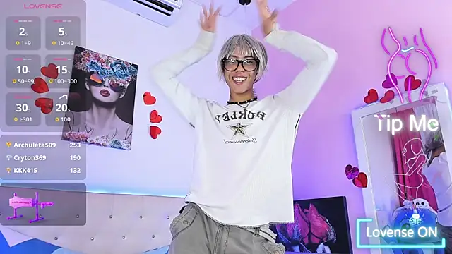 Snapshot of Thedoll_ethan7 chatting on 10-21-25, 07:36 Thedoll ethan7 online show from 10-21-25, 07:36