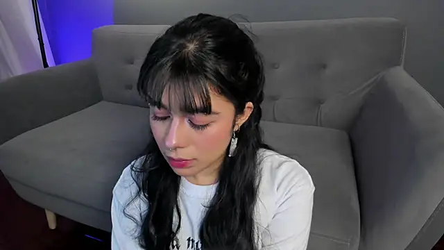 flower smith  online show from 03-29-26, 02:06