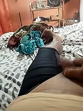 colombiano198720 online show from 10-10-25, 11:20