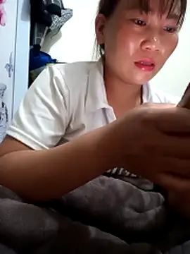 Mainay0033 online show from 10-27-25, 02:21