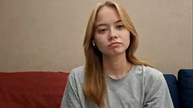 ALISALISAAS online show from 09-18-25, 03:03