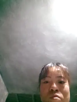 Snapshot of Maymay0033 chatting on 11-18-25, 11:37 Maymay0033 online show from 11-18-25, 11:37