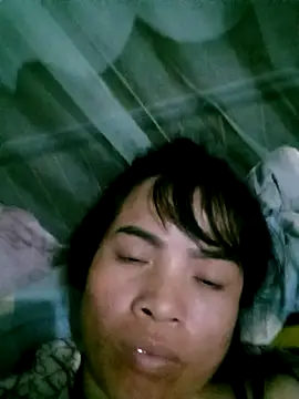 Snapshot of Maymay0033 chatting on 03-31-26, 02:46 Maymay0033 online show from 03-31-26, 02:46