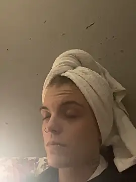 ittybittymeryssa online show from 10-13-25, 04:34