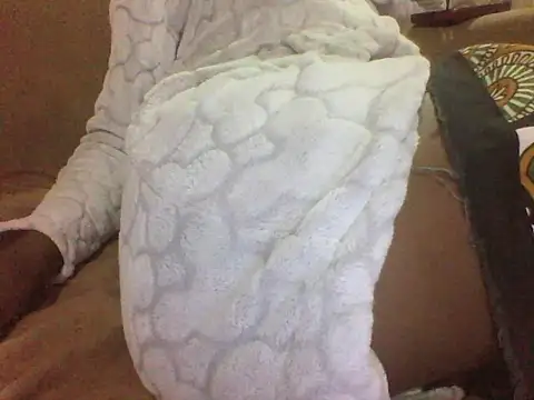 Moongodessy online show from 10-21-25, 05:30