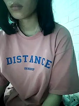 Snapshot of Ly-ny chatting on 09-24-25, 09:23 Ly-ny online show from 09-24-25, 09:23