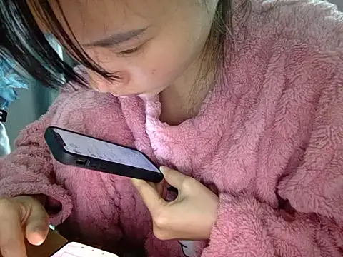 Snapshot of Ly-ny chatting on 01-11-26, 06:29 Ly-ny online show from 01-11-26, 06:29