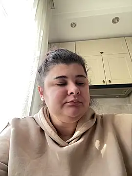 AliceCurlyX online show from 02-09-26, 11:25