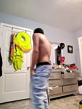 Snapshot of bigb499 chatting on 11-08-25, 09:42 bigb499 online show from 11-08-25, 09:42