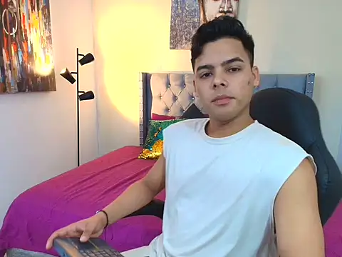 stewart mateo  online show from 09-19-25, 02:24