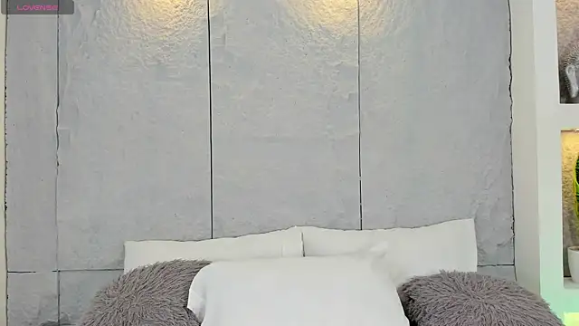 Snapshot of AlassiaHocthner chatting on 03-17-26, 11:57 AlassiaHocthner online show from 03-17-26, 11:57